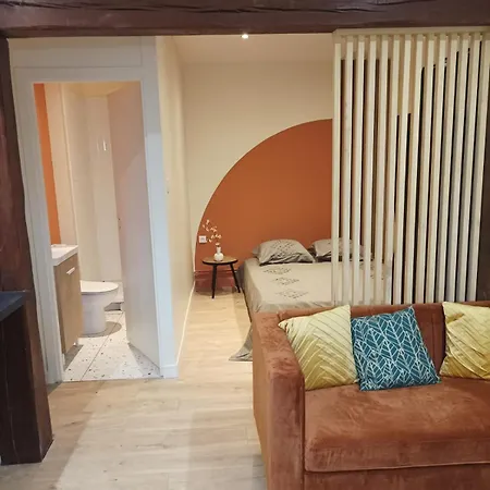 Appartement A Evreux A 10 Minutes De La Gare Et De La Cathedrale Room photo